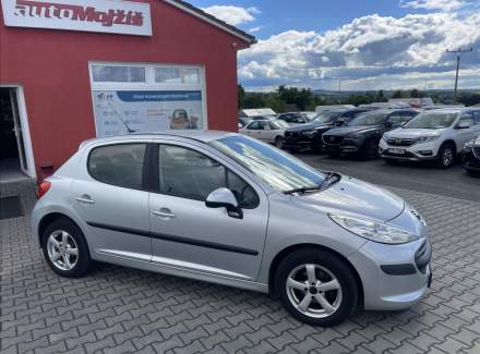 Peugeot - 207