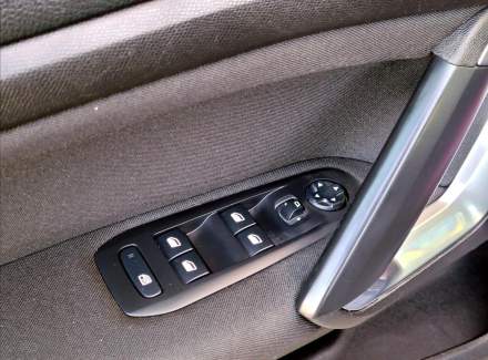 Peugeot - 308