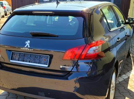 Peugeot - 308