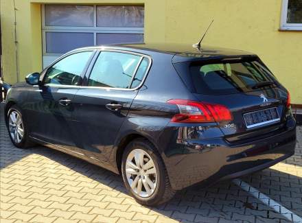 Peugeot - 308