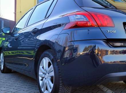 Peugeot - 308