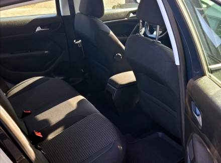 Peugeot - 308