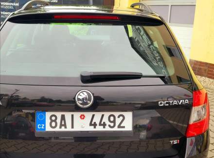 Škoda - Octavia