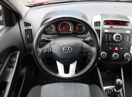Kia - Cee'd
