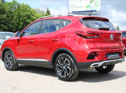 MG - ZS