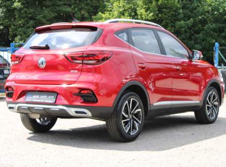 MG - ZS