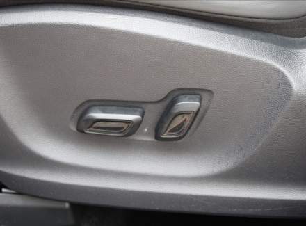 MG - ZS