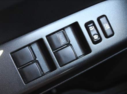 Toyota - RAV 4
