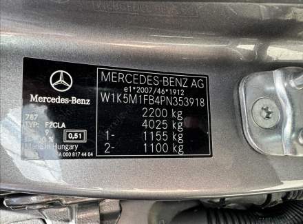 Mercedes-Benz - CLA