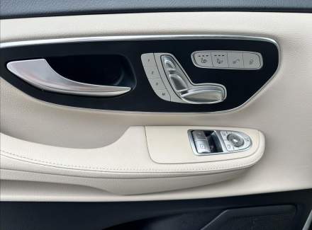 Mercedes-Benz - V-class
