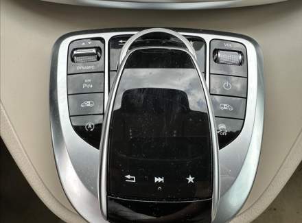 Mercedes-Benz - V-class