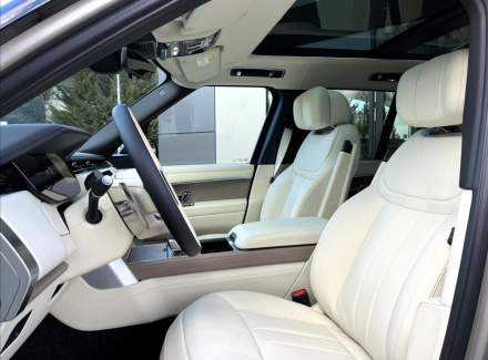 Land Rover - Range Rover
