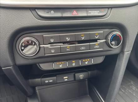 Kia - Cee'd