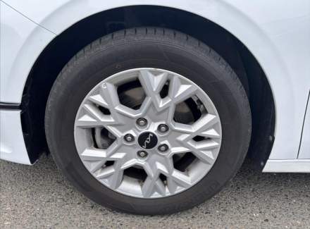 Kia - Cee'd