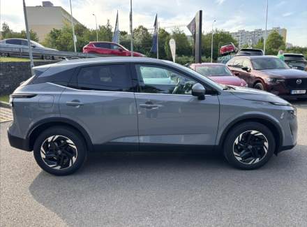 Nissan - Qashqai
