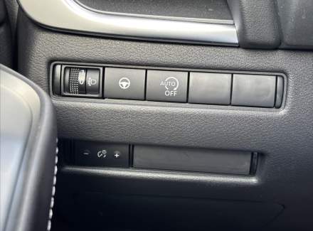 Nissan - Qashqai