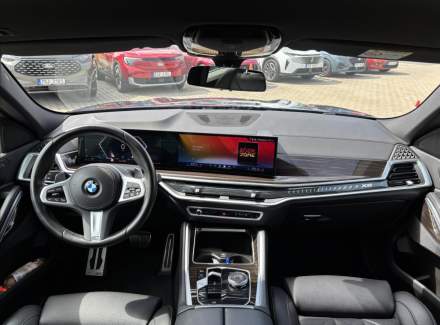 BMW - X6
