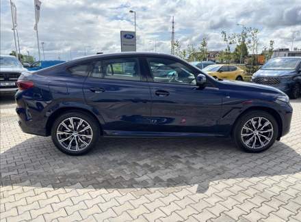 BMW - X6