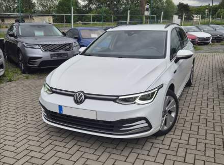 Volkswagen - Golf