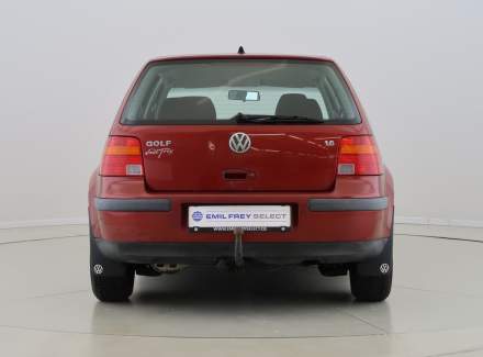 Volkswagen - Golf