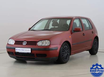 Volkswagen - Golf