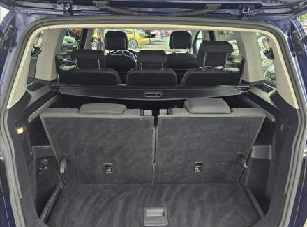 Volkswagen - Touran