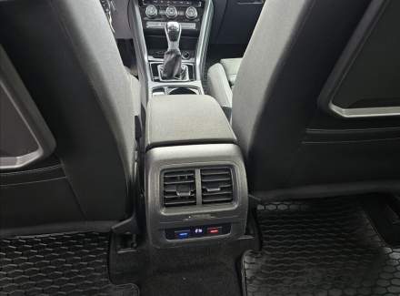 Volkswagen - Touran