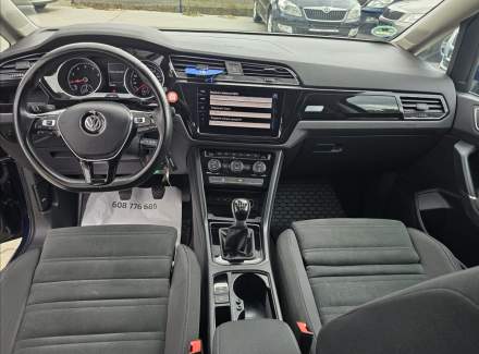 Volkswagen - Touran