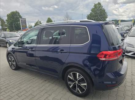 Volkswagen - Touran