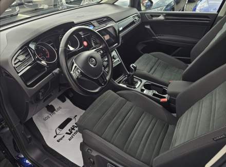 Volkswagen - Touran