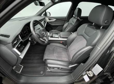 Audi - Q7