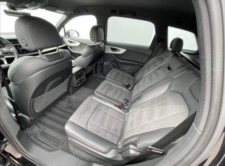 Audi - Q7