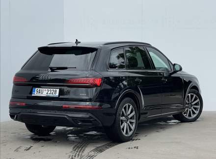Audi - Q7