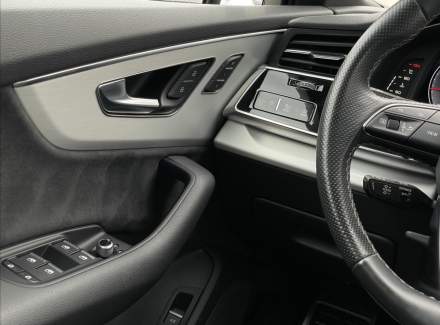 Audi - Q7