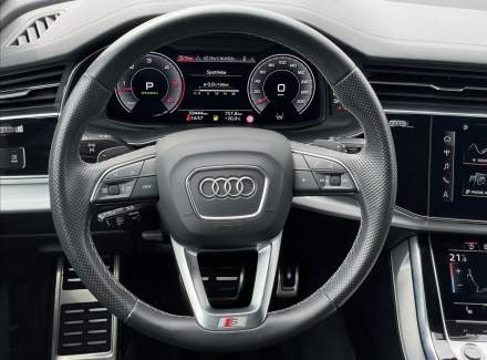 Audi - Q7