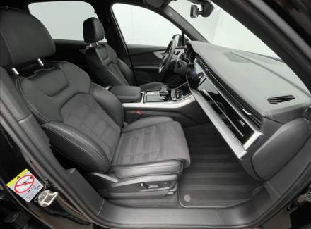 Audi - Q7