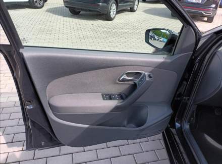 Volkswagen - Polo