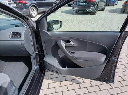 Volkswagen - Polo