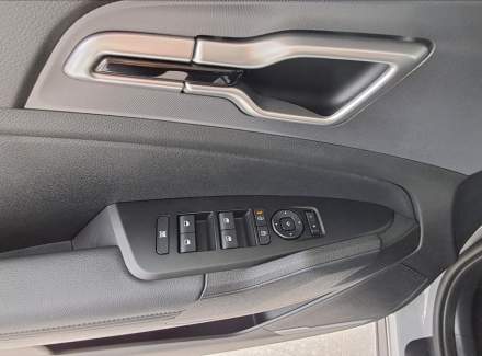 Kia - Sportage
