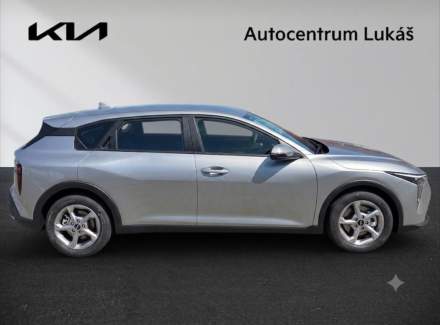 Kia - K4