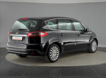 Ford - S-MAX
