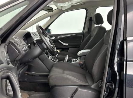 Ford - S-MAX