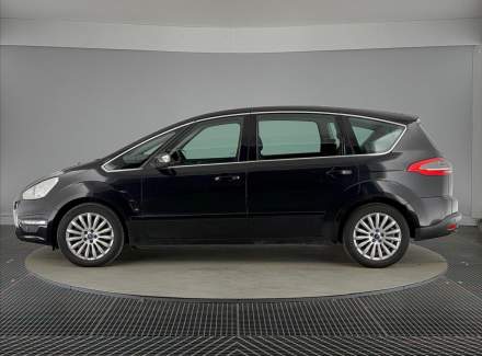 Ford - S-MAX