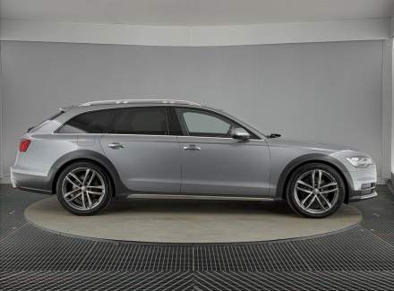 Audi - A6
