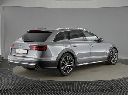 Audi - A6