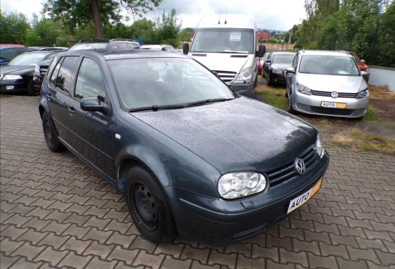 Volkswagen - Golf