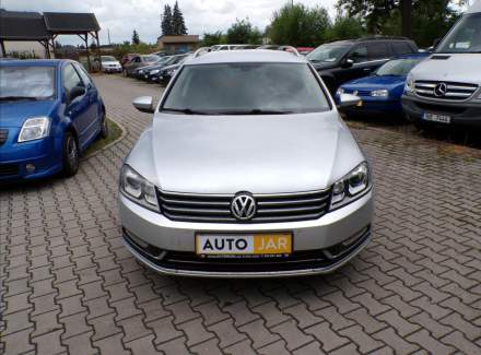 Volkswagen - Passat