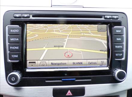 Volkswagen - Passat