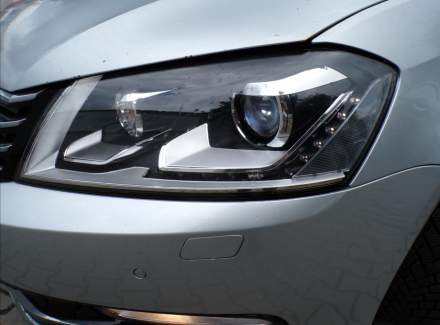 Volkswagen - Passat