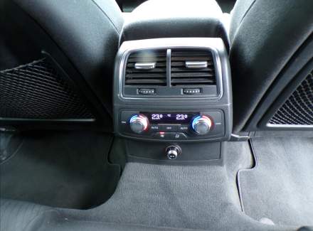 Audi - A6